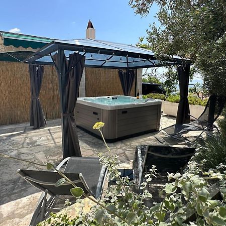Vacation House Marin With Jacuzzi - Bol, Brac 外观 照片