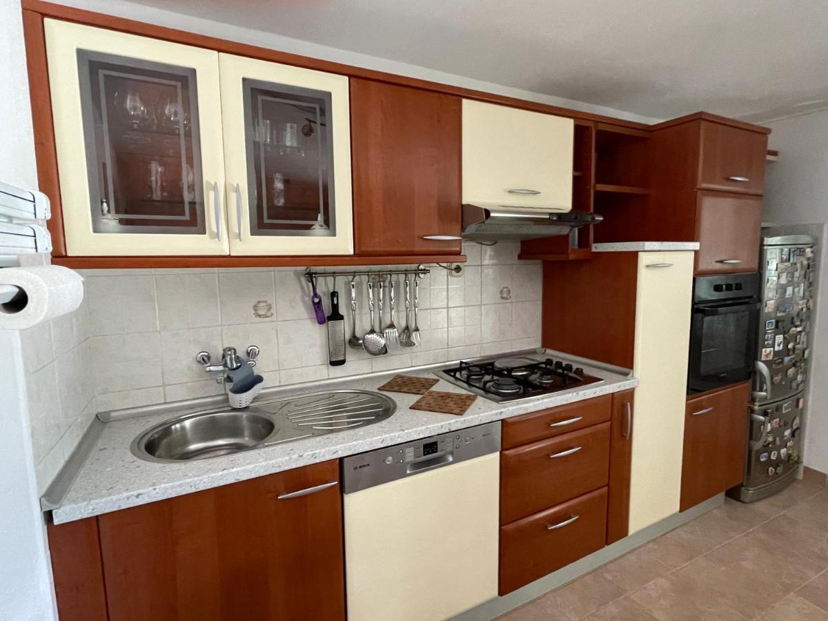 Vacation House Marin With Jacuzzi - Bol, Brac 外观 照片