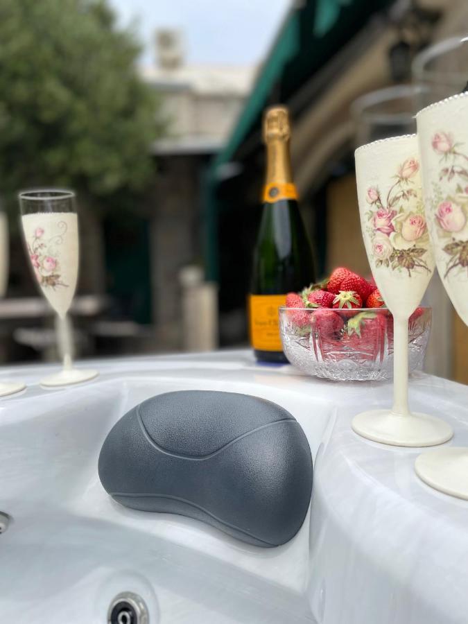Vacation House Marin With Jacuzzi - Bol, Brac 外观 照片
